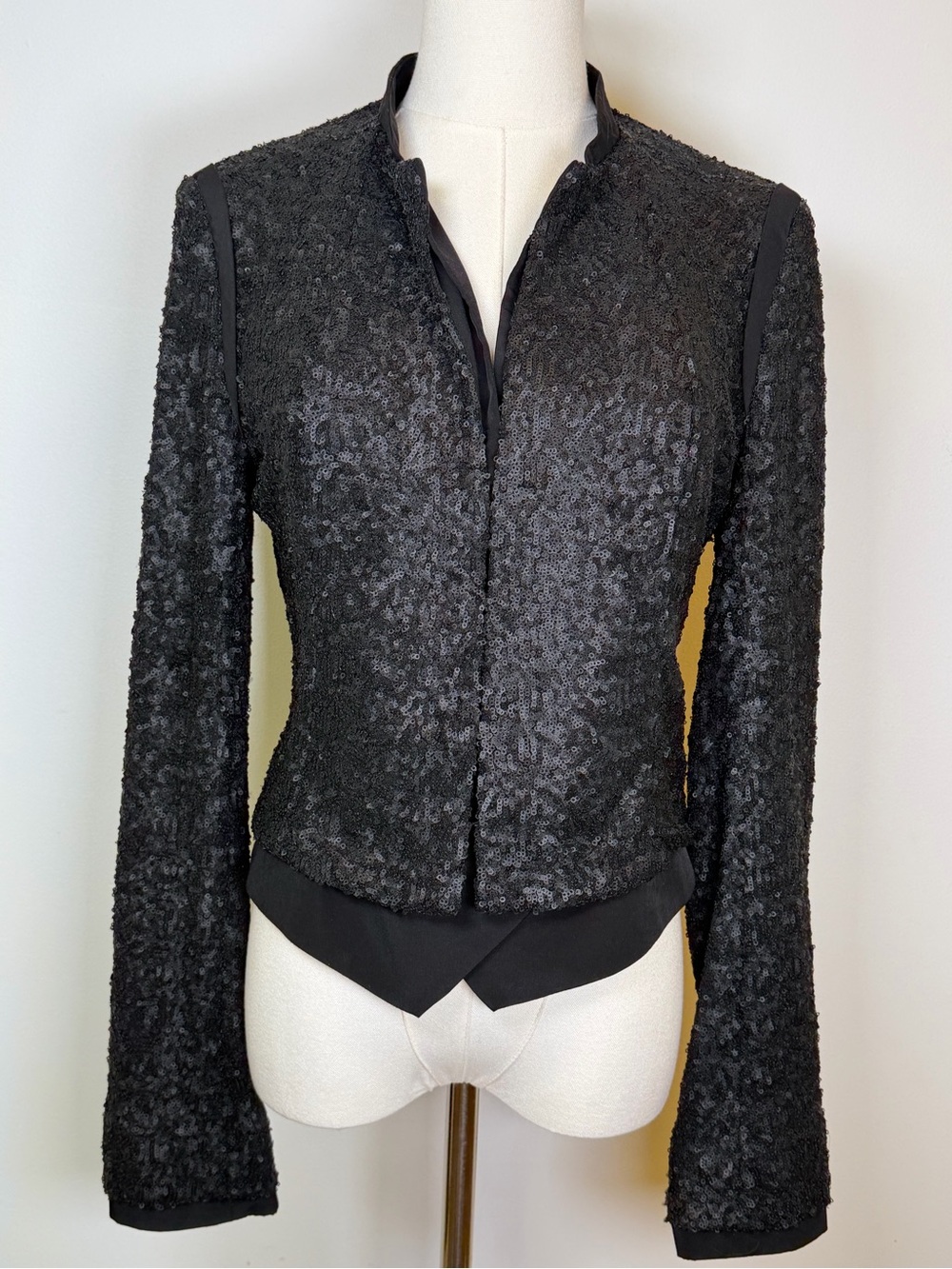 Vintage 1990’s ZOA Black Cropped Sparkly Sequin Jacket Women’s Size Small